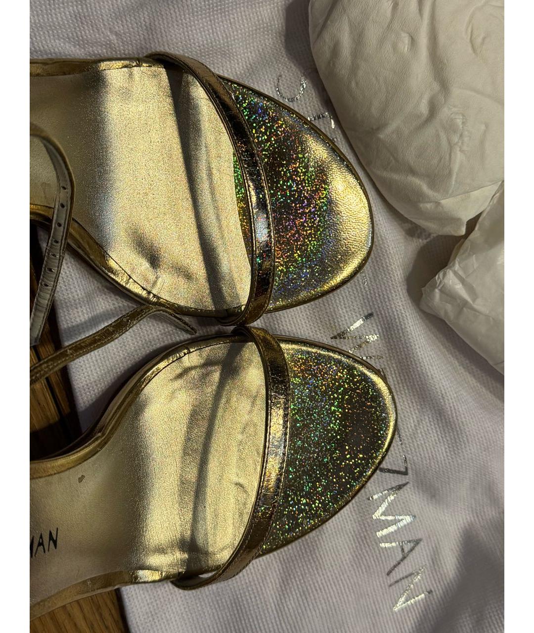 STUART WEITZMAN Золотые кожаные босоножки, фото 7