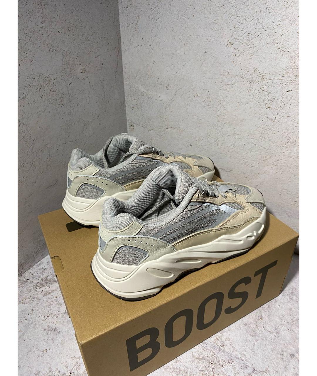 ADIDAS YEEZY Серые нубуковые кроссовки, фото 3