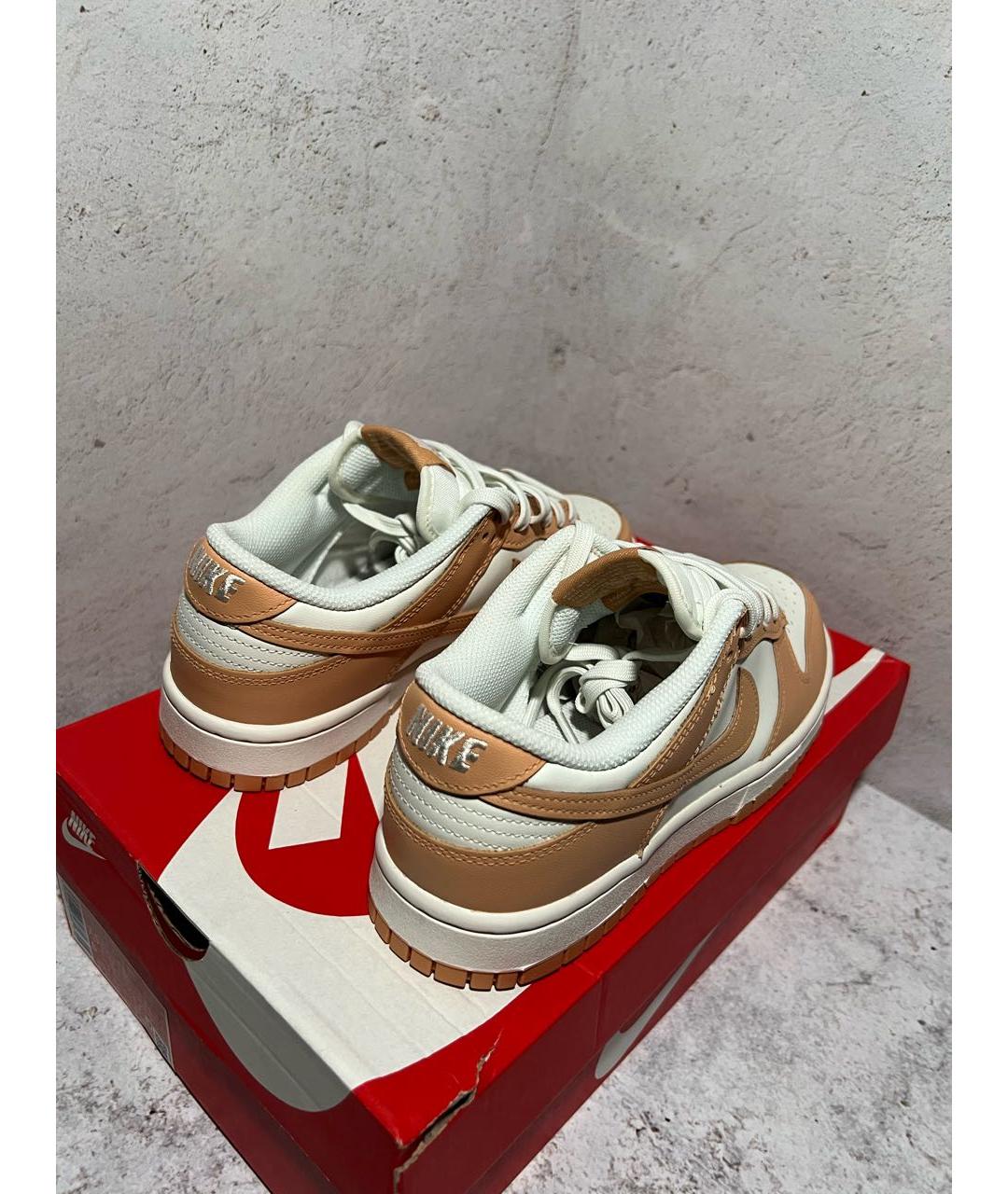 NIKE Бежевые кроссовки из искусственной кожи, фото 3