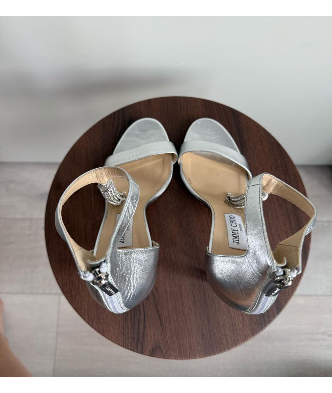 JIMMY CHOO Серебряные кожаные босоножки, фото 3