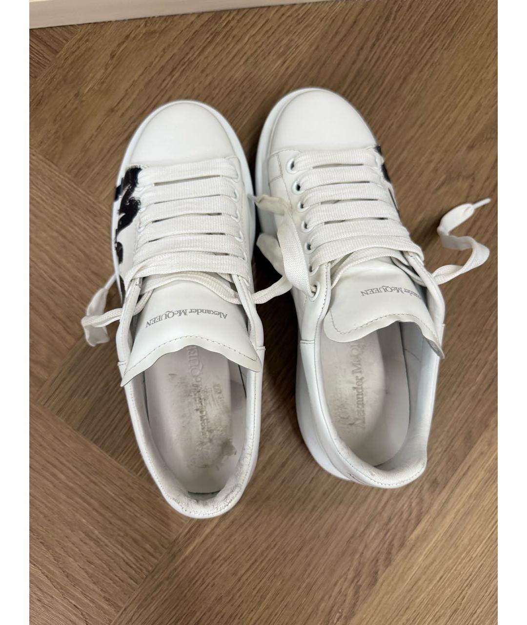 ALEXANDER MCQUEEN Белые кожаные кеды, фото 3