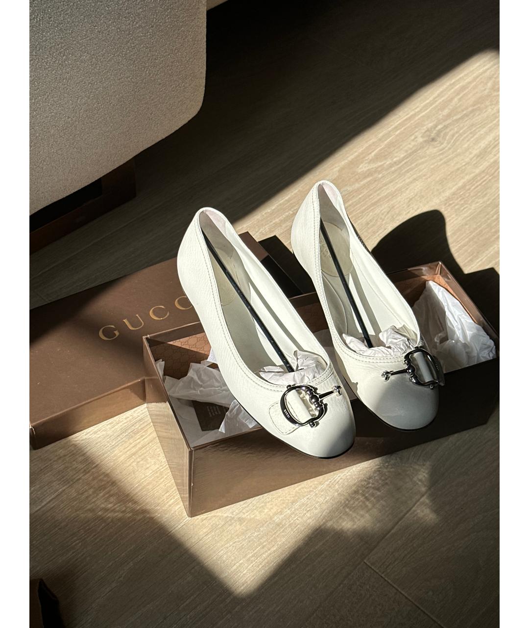 GUCCI Белые кожаные балетки, фото 2