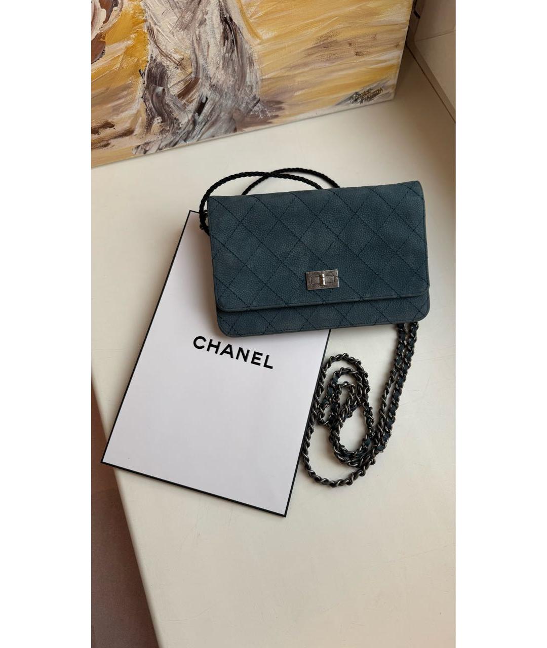 CHANEL Темно-синяя замшевая сумка через плечо, фото 3