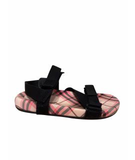 BURBERRY Сандалии и шлепанцы