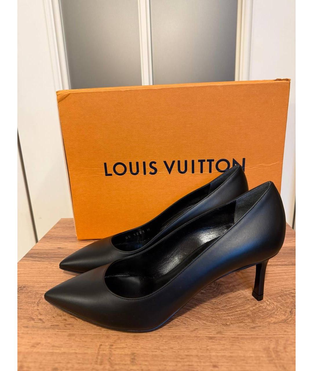 LOUIS VUITTON Черные кожаные лодочки на низком каблуке, фото 2