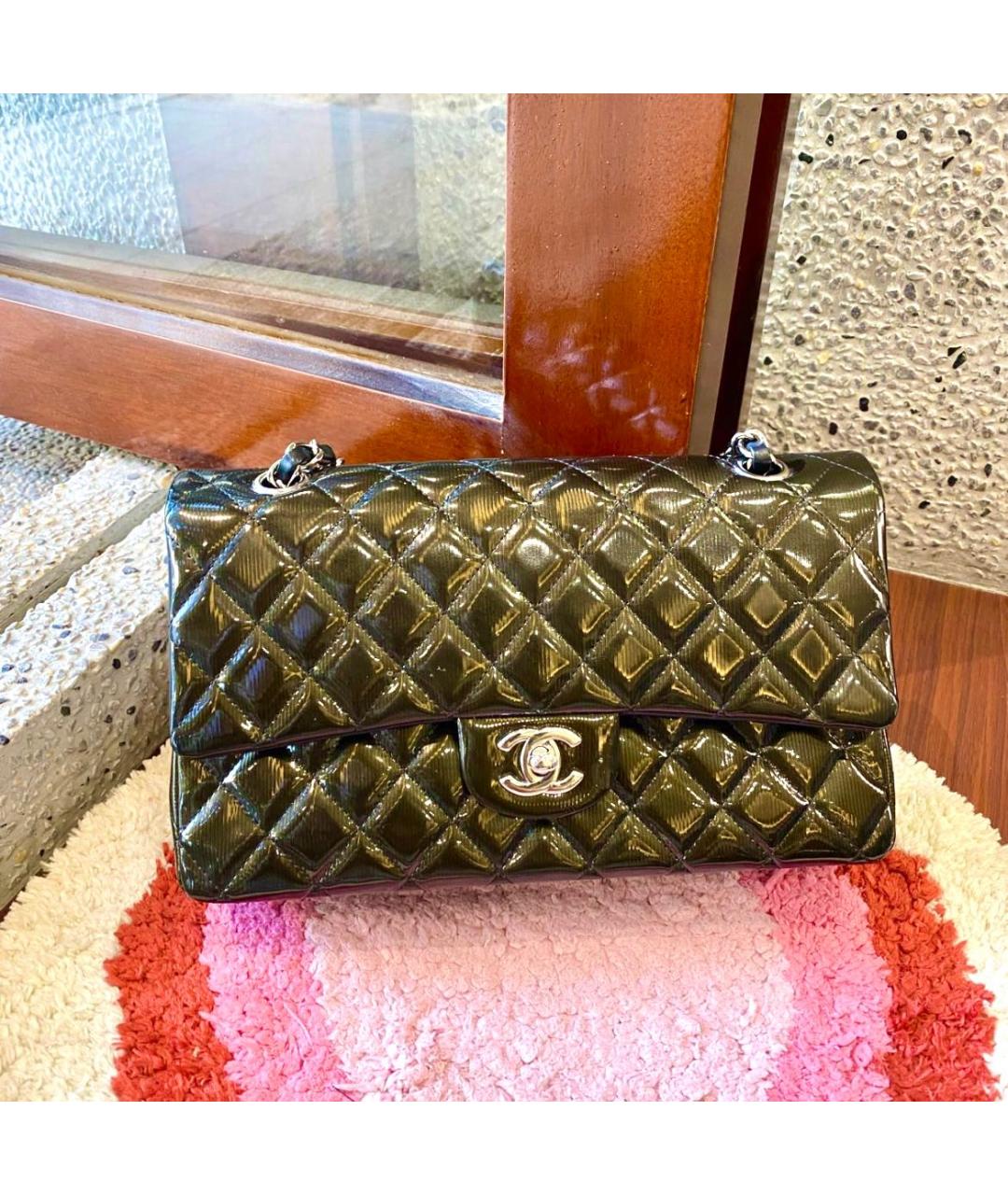 CHANEL Сумка через плечо из лакированной кожи, фото 2