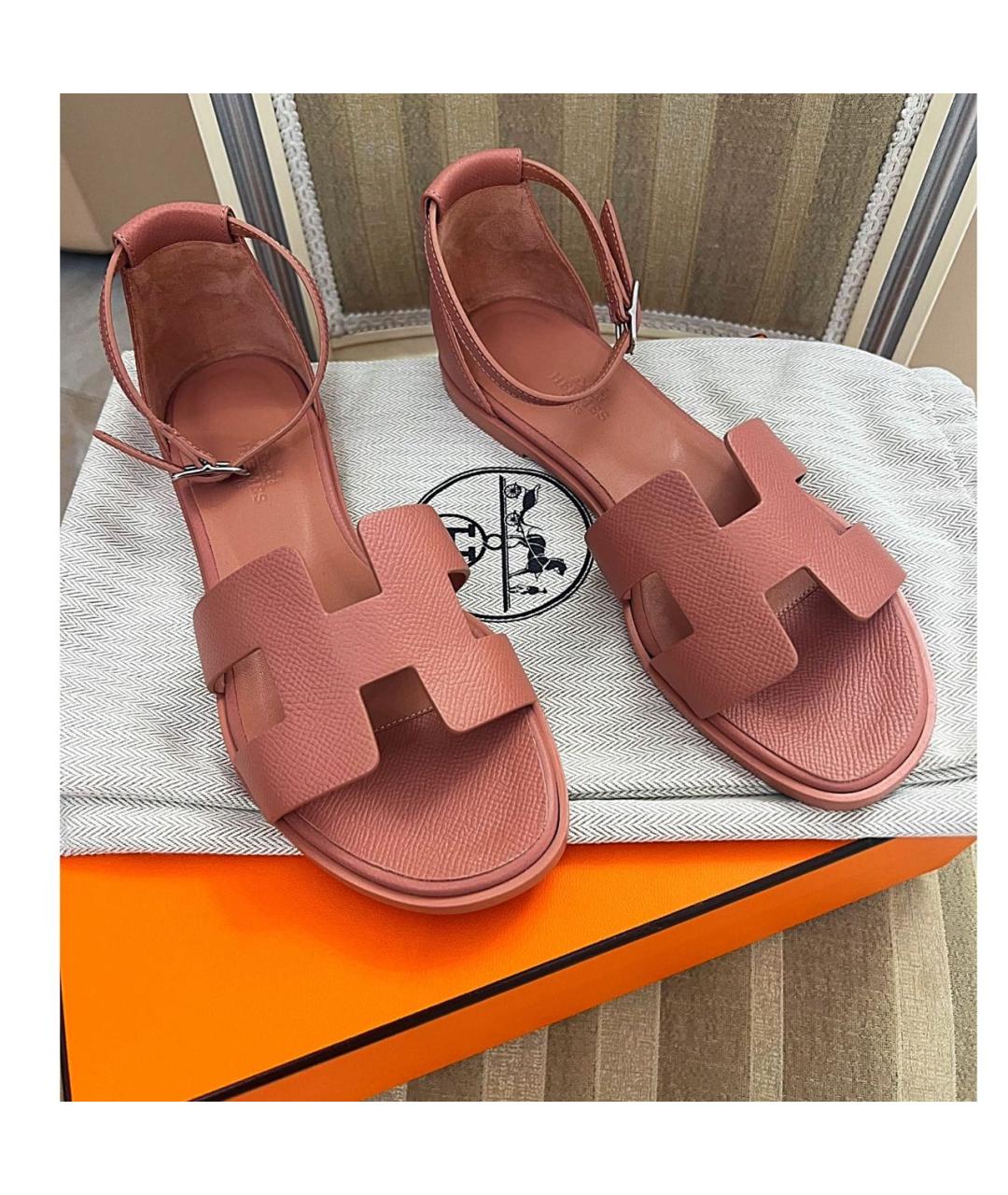 HERMES Розовые кожаные сандалии, фото 2