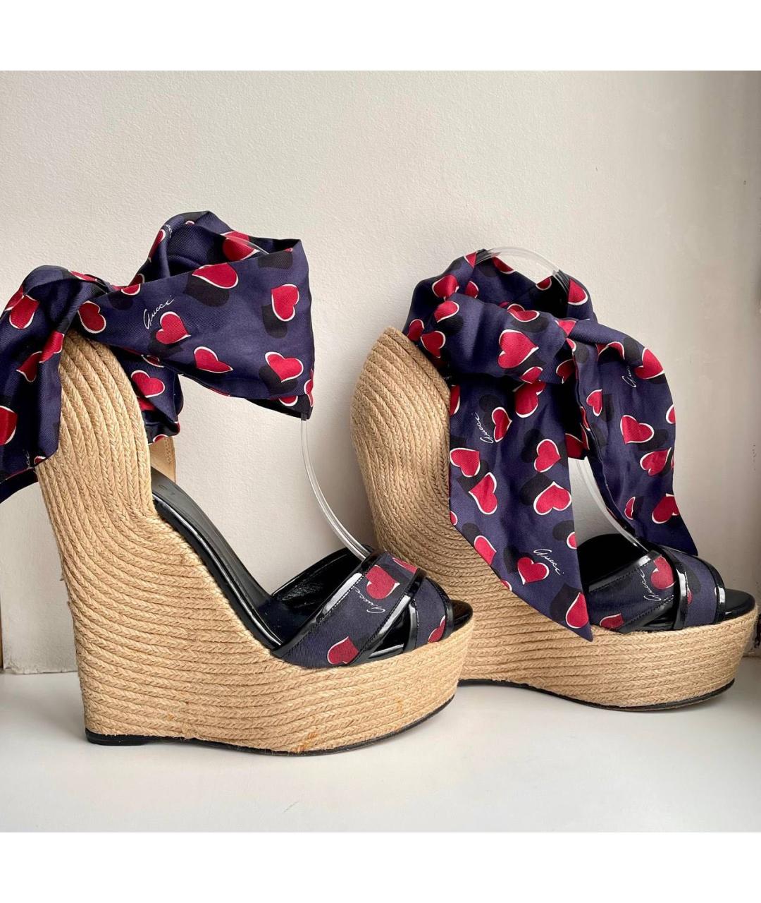 GUCCI Бежевые текстильные босоножки, фото 8