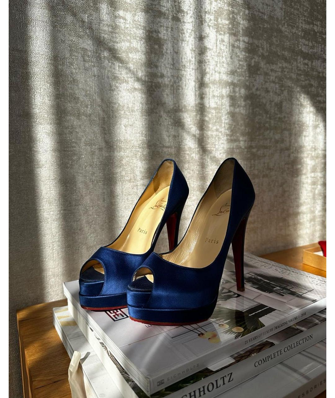 CHRISTIAN LOUBOUTIN Синие текстильные туфли, фото 2