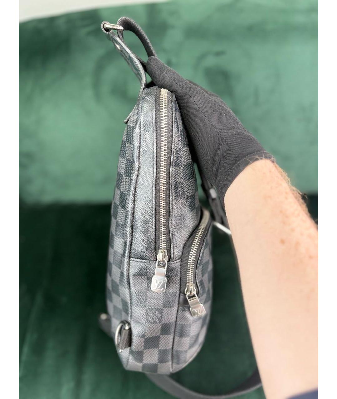 LOUIS VUITTON Черная кожаная сумка на плечо, фото 4