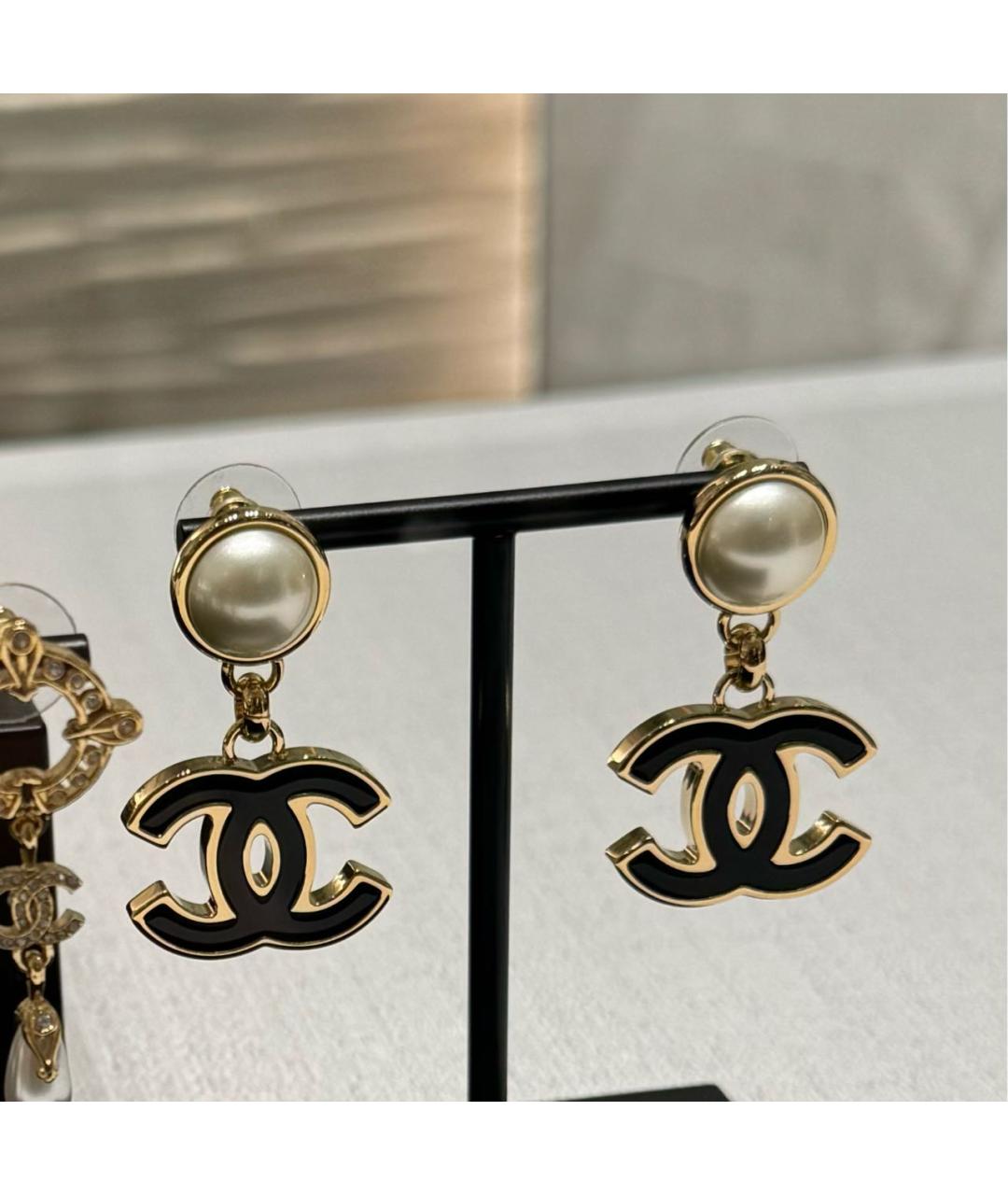 CHANEL Черные металлические серьги, фото 3