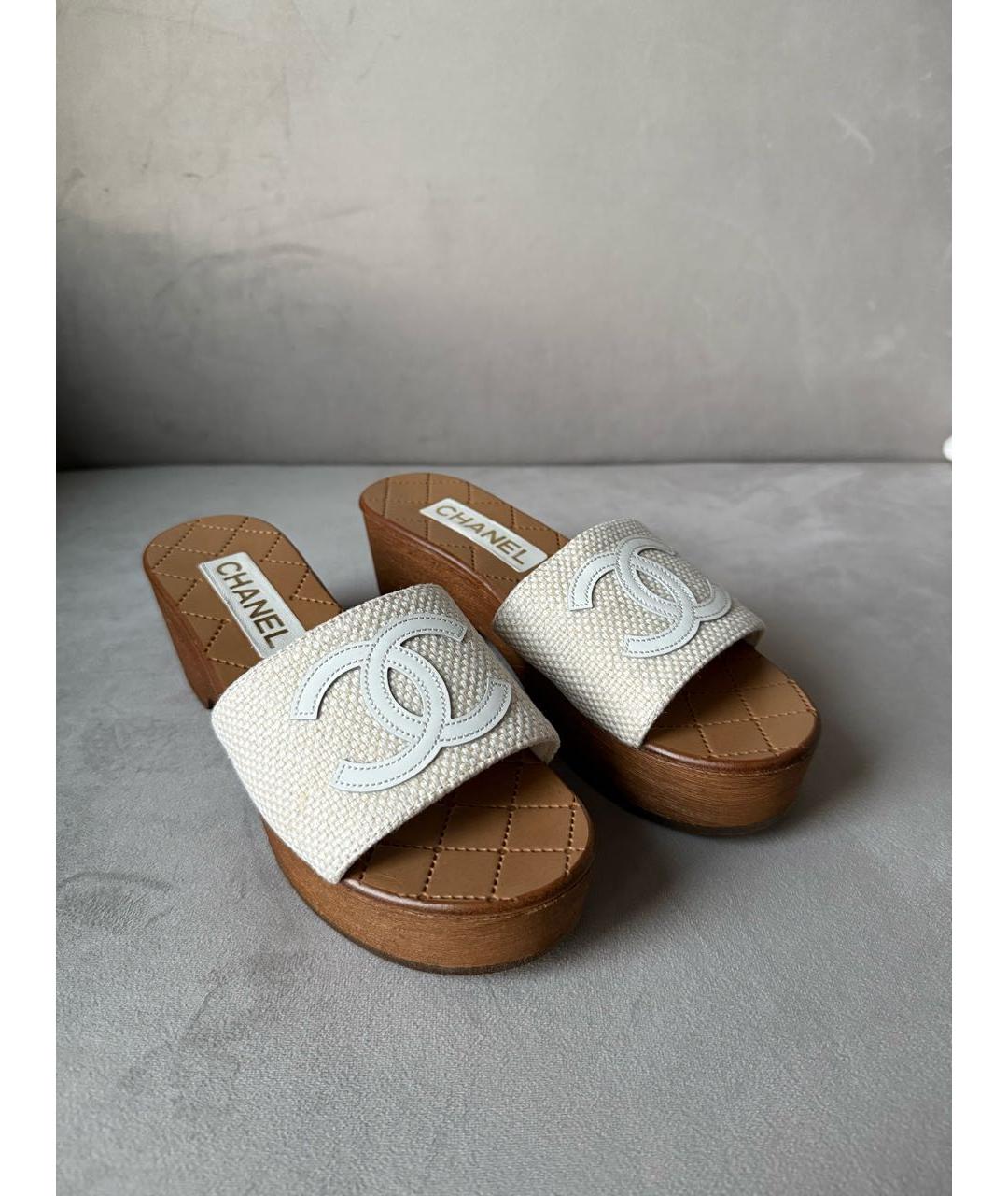 CHANEL Белые текстильные сабо, фото 2