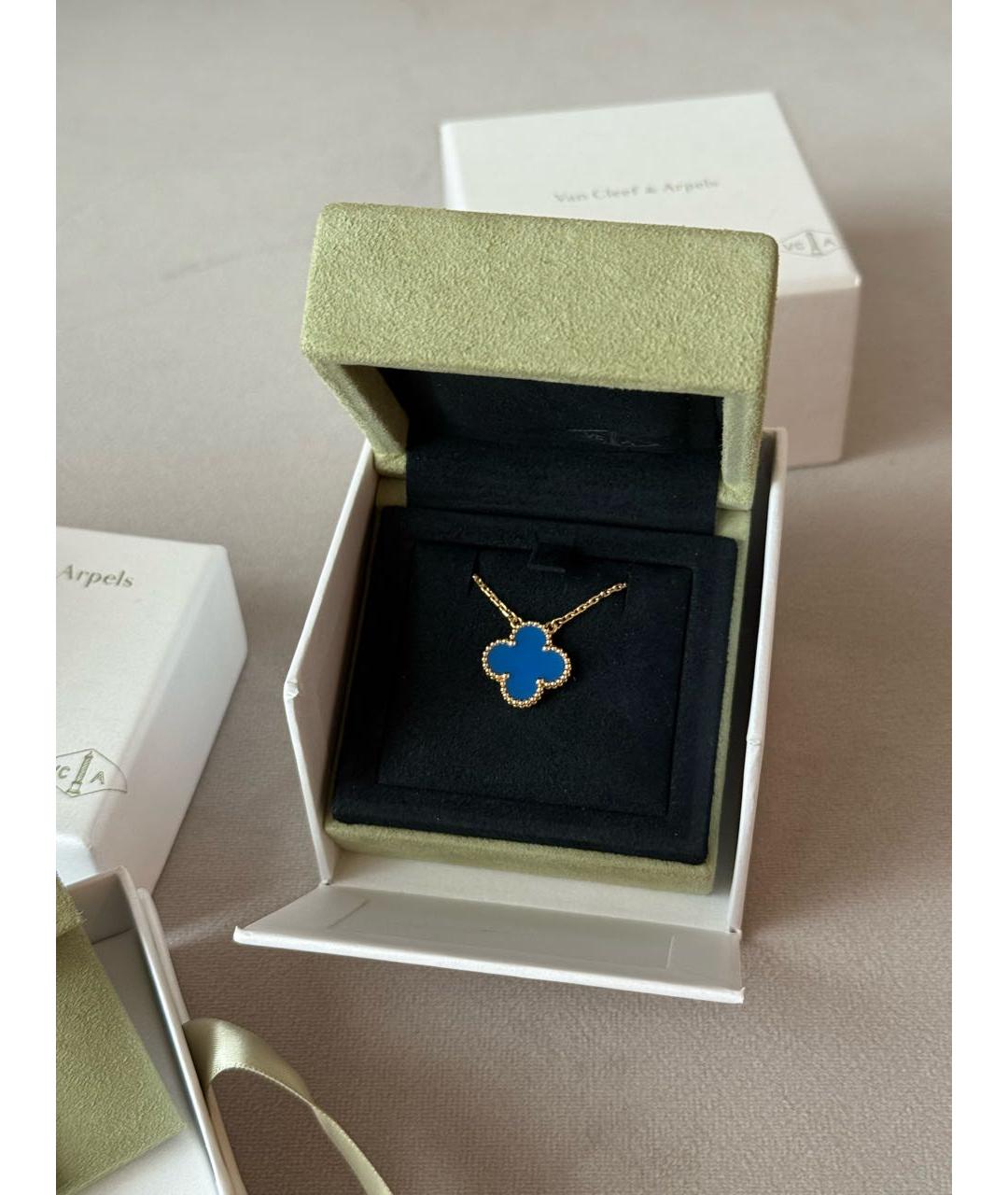 VAN CLEEF & ARPELS Синяя подвеска из желтого золота, фото 2