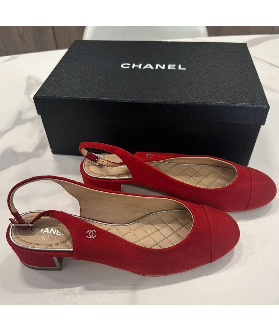 CHANEL Красные замшевые туфли, фото 5