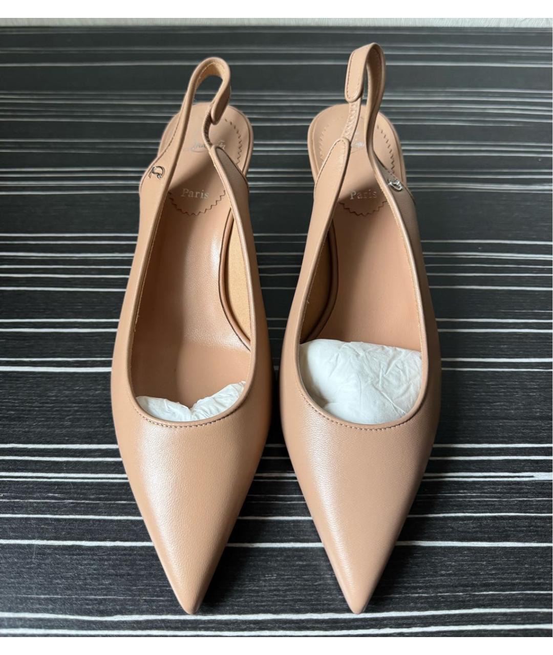 CHRISTIAN LOUBOUTIN Бежевые кожаные туфли, фото 2