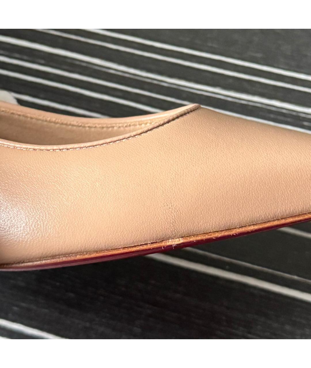 CHRISTIAN LOUBOUTIN Бежевые кожаные туфли, фото 6