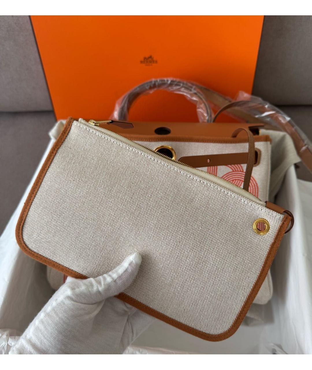 HERMES Бежевая кожаная сумка через плечо, фото 5