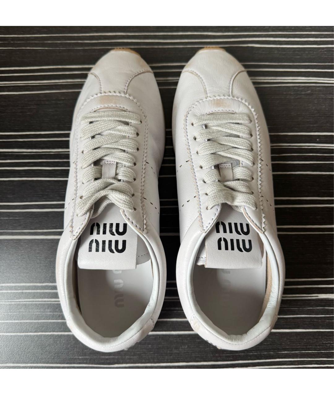 MIU MIU Серые кожаные кроссовки, фото 4