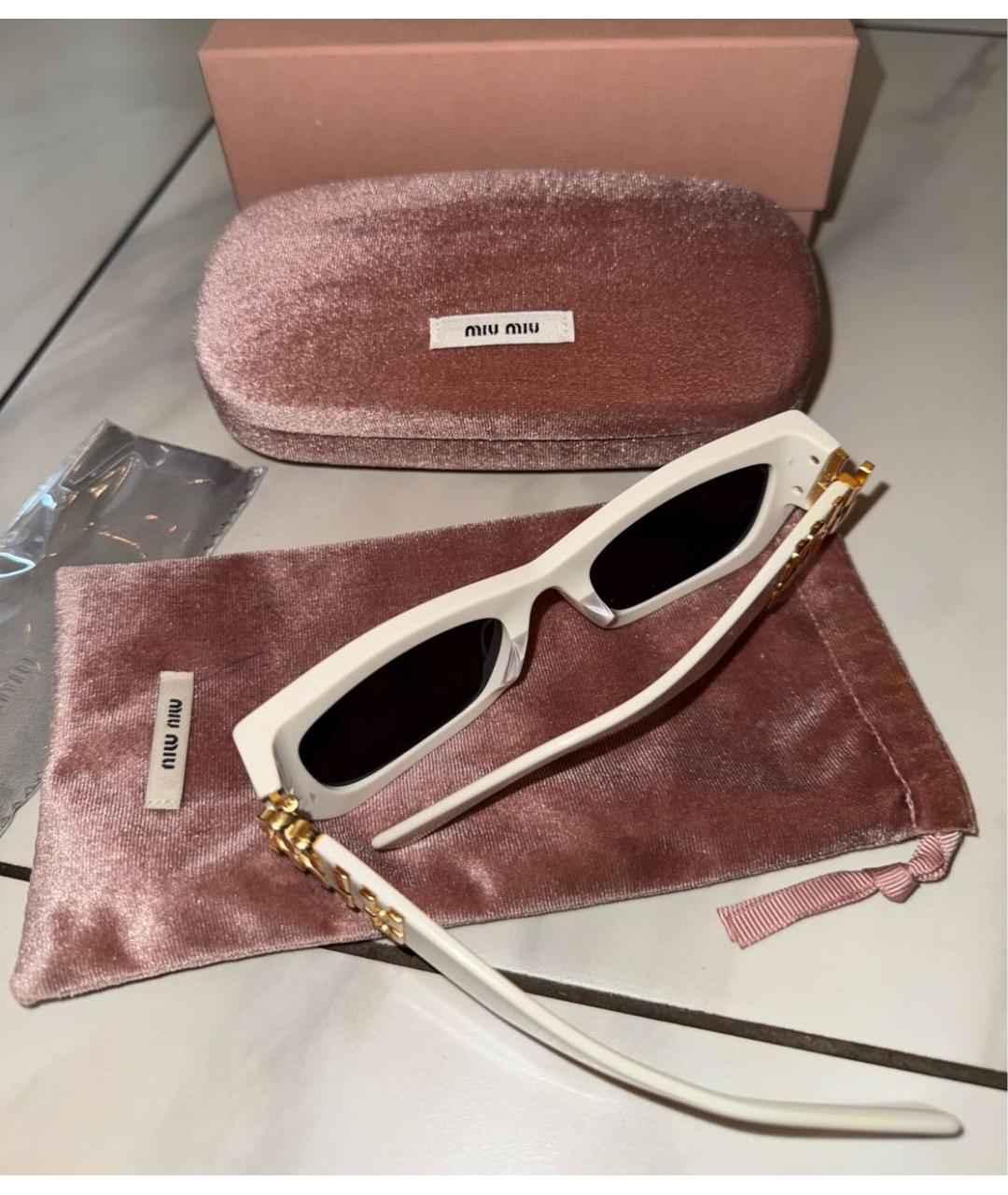 MIU MIU Белые пластиковые солнцезащитные очки, фото 3