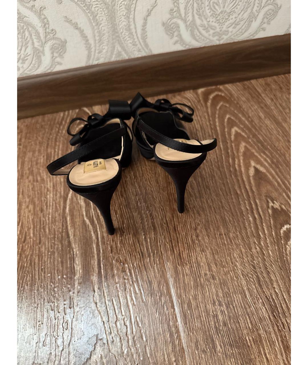 VALENTINO Черные текстильные босоножки, фото 3