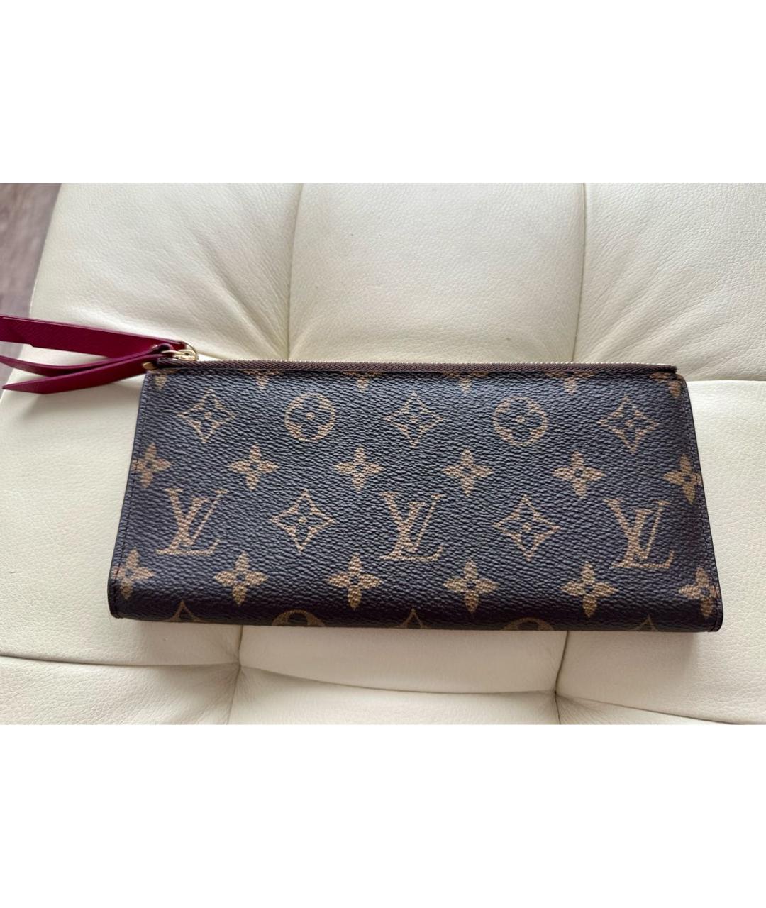 LOUIS VUITTON Коричневый кошелек, фото 7