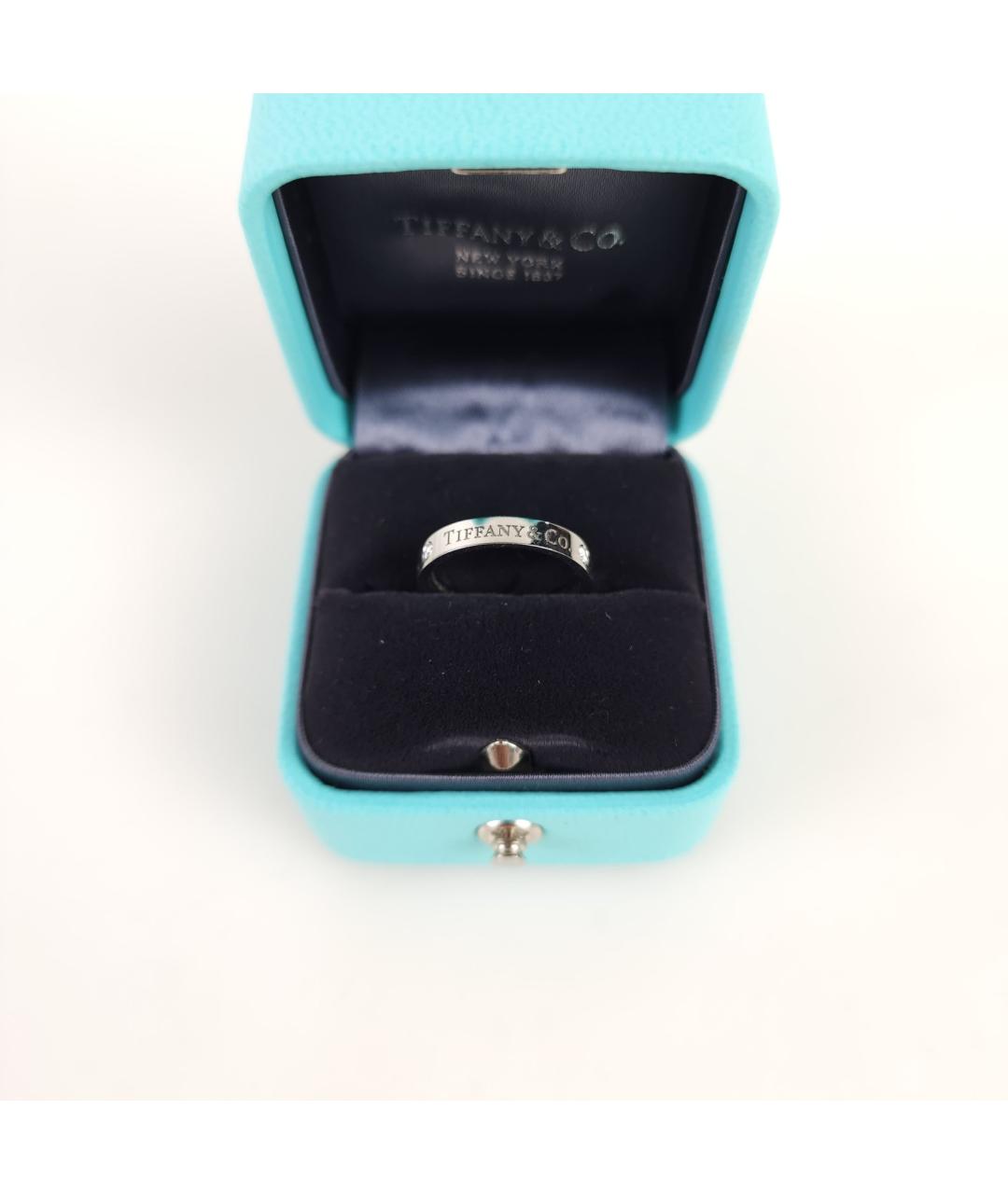 TIFFANY&CO Золотое кольцо из белого золота, фото 2