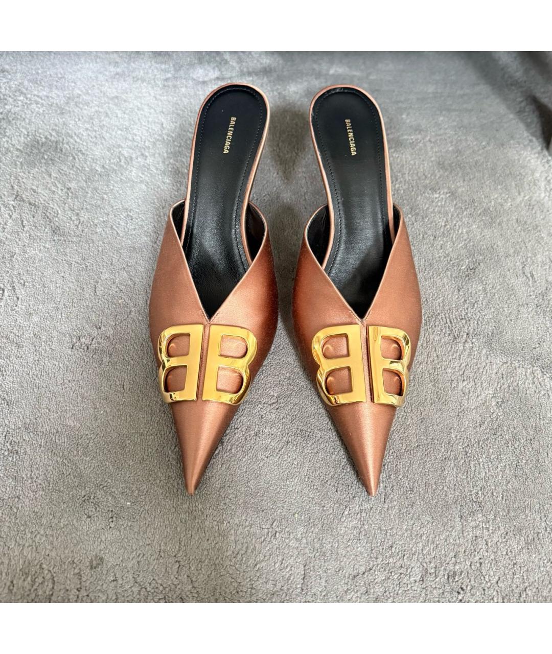 BALENCIAGA Золотые текстильные мюли, фото 3