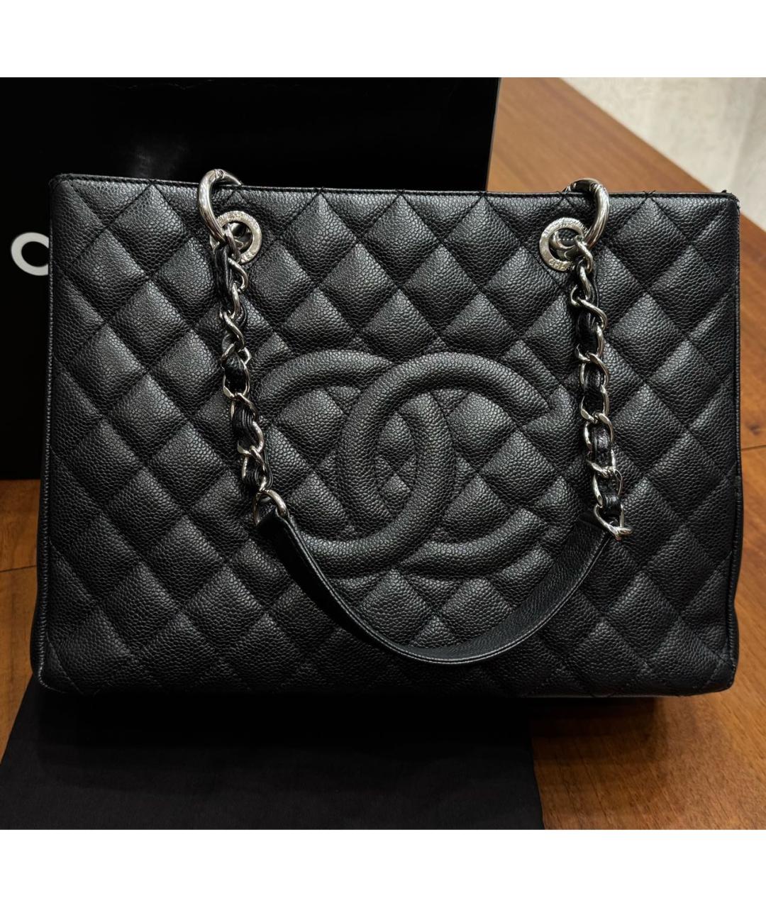 CHANEL Черная кожаная сумка тоут, фото 5