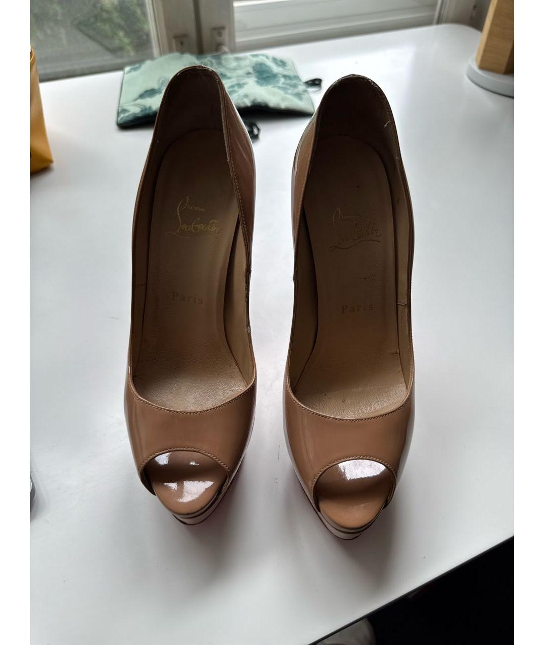 CHRISTIAN LOUBOUTIN Бежевые кожаные туфли, фото 2