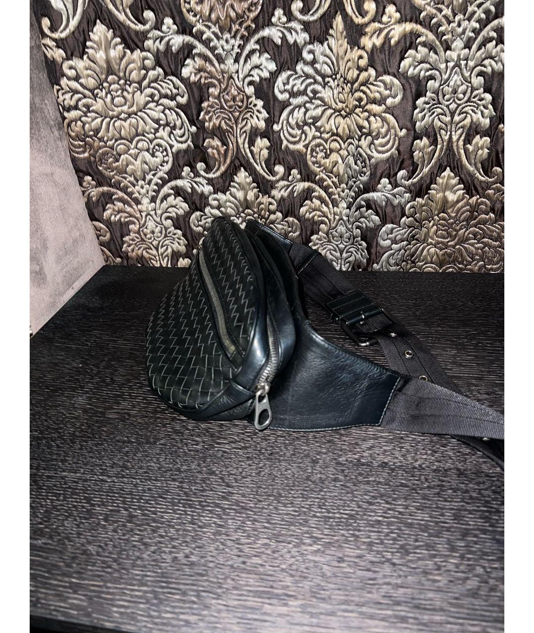 BOTTEGA VENETA Черная кожаная барсетка, фото 2