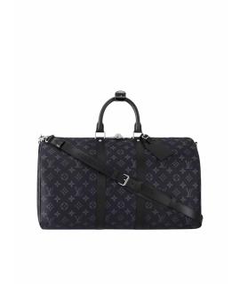 LOUIS VUITTON Дорожная и спортивная сумка