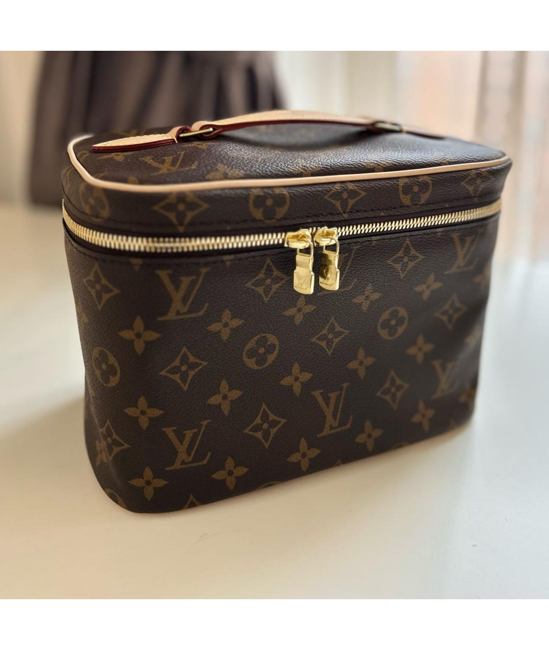 LOUIS VUITTON Коричневая кожаная косметичка, фото 2