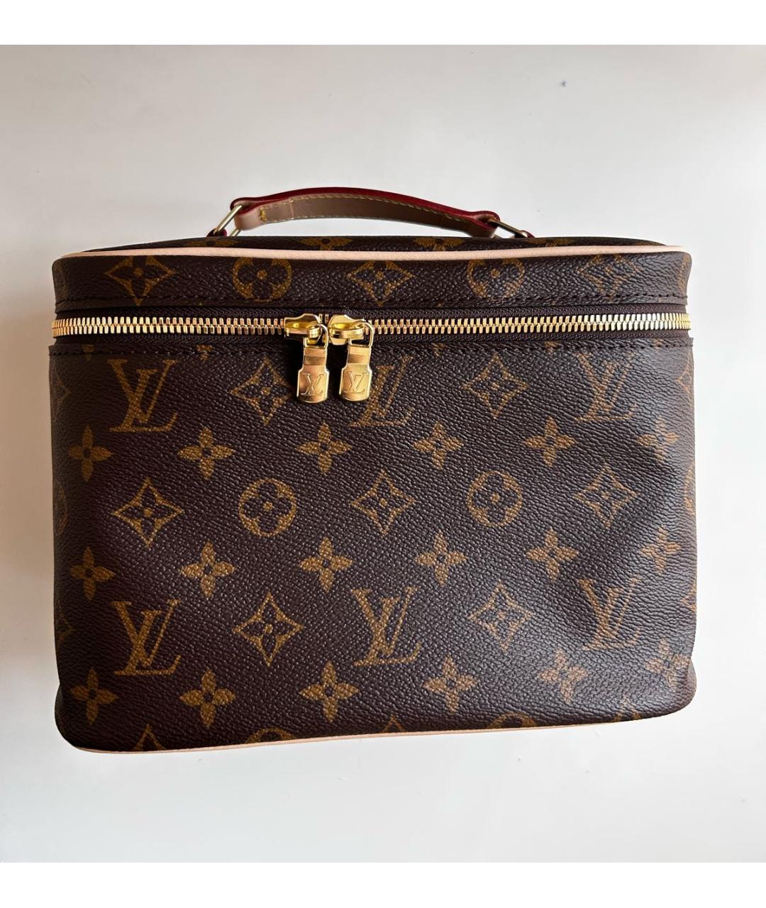 LOUIS VUITTON Коричневая кожаная косметичка, фото 5