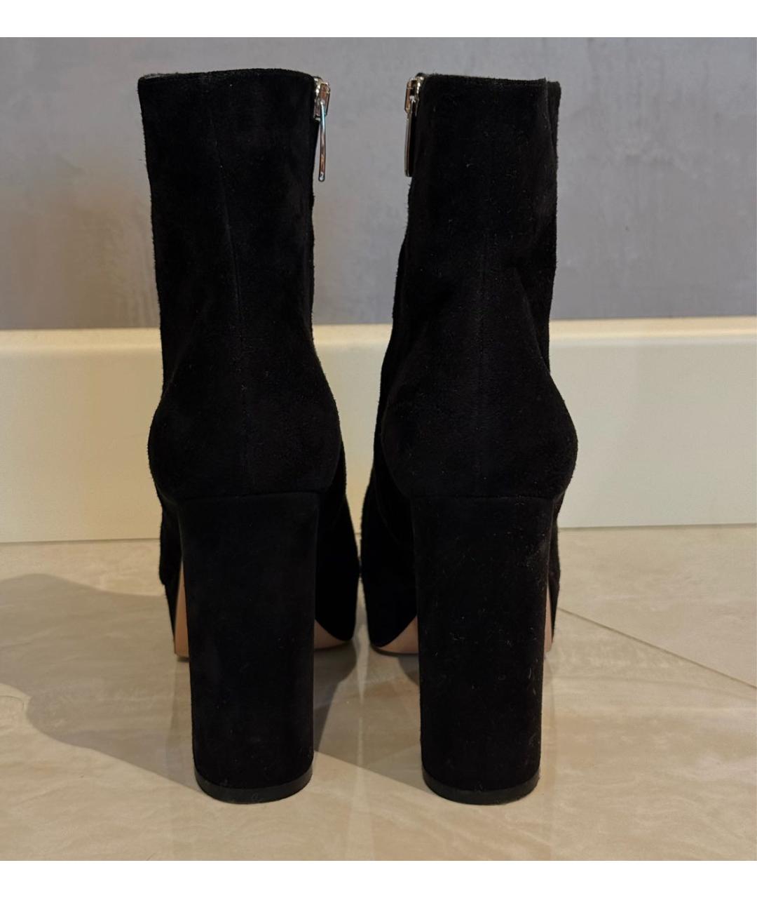 GIANVITO ROSSI Черные замшевые полусапоги, фото 4