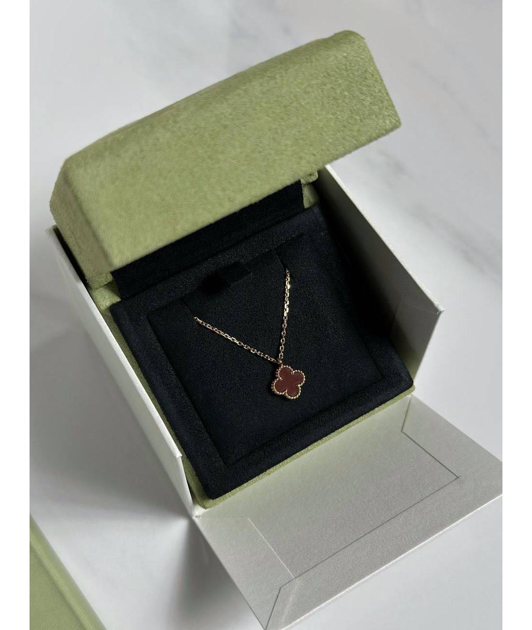 VAN CLEEF & ARPELS Бордовая подвеска из желтого золота, фото 2