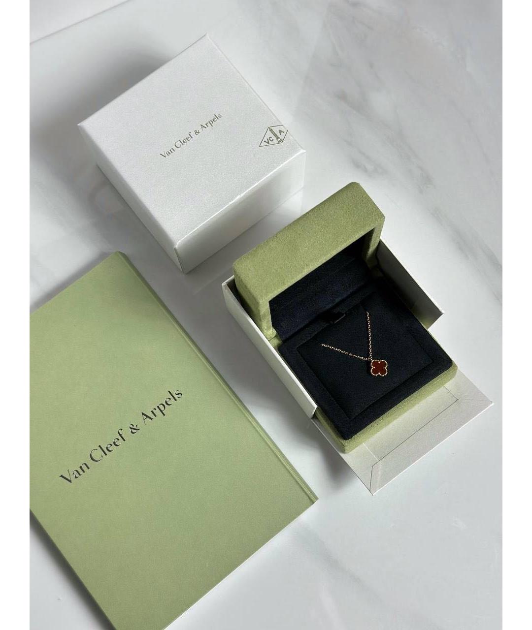 VAN CLEEF & ARPELS Бордовая подвеска из желтого золота, фото 3