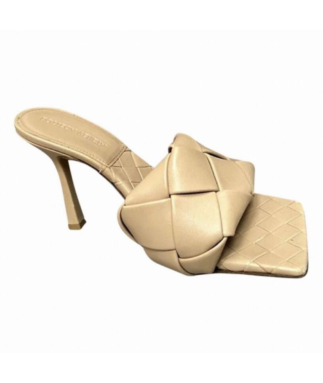 BOTTEGA VENETA Бежевые кожаные мюли, фото 5