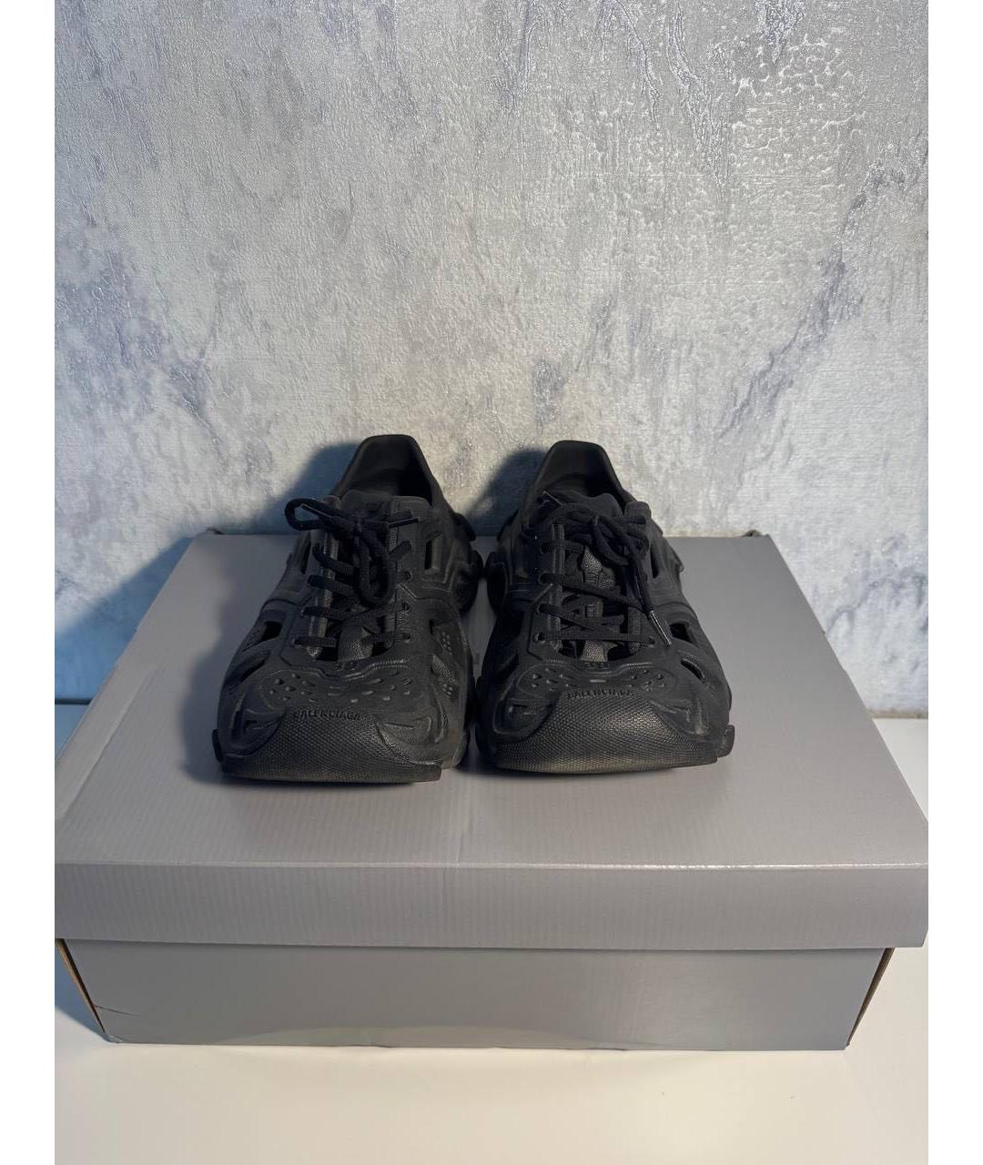 BALENCIAGA Черные резиновые низкие кроссовки / кеды, фото 2