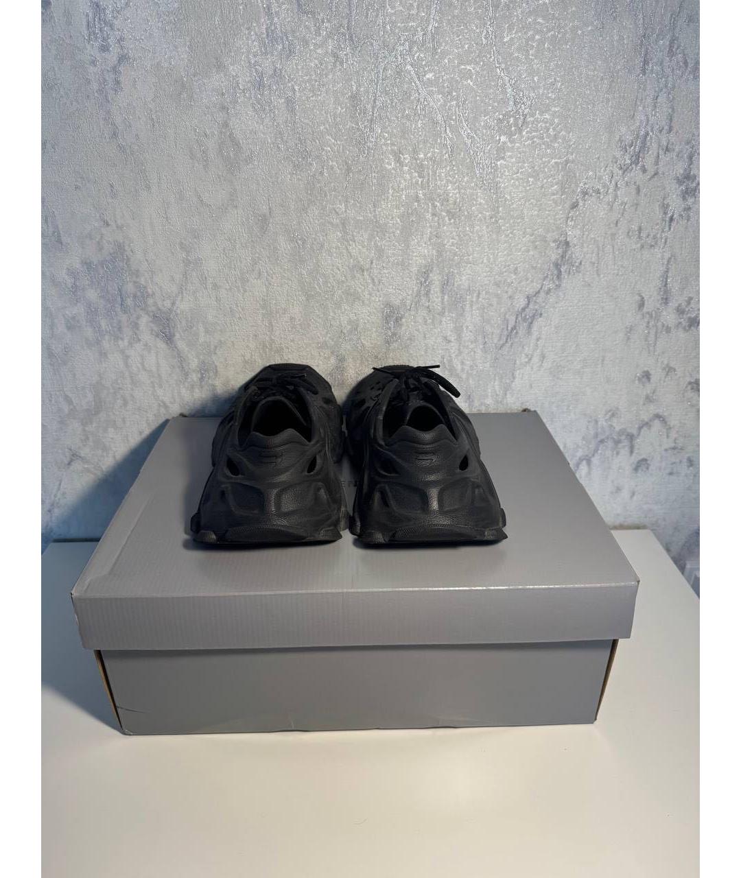 BALENCIAGA Черные резиновые низкие кроссовки / кеды, фото 3