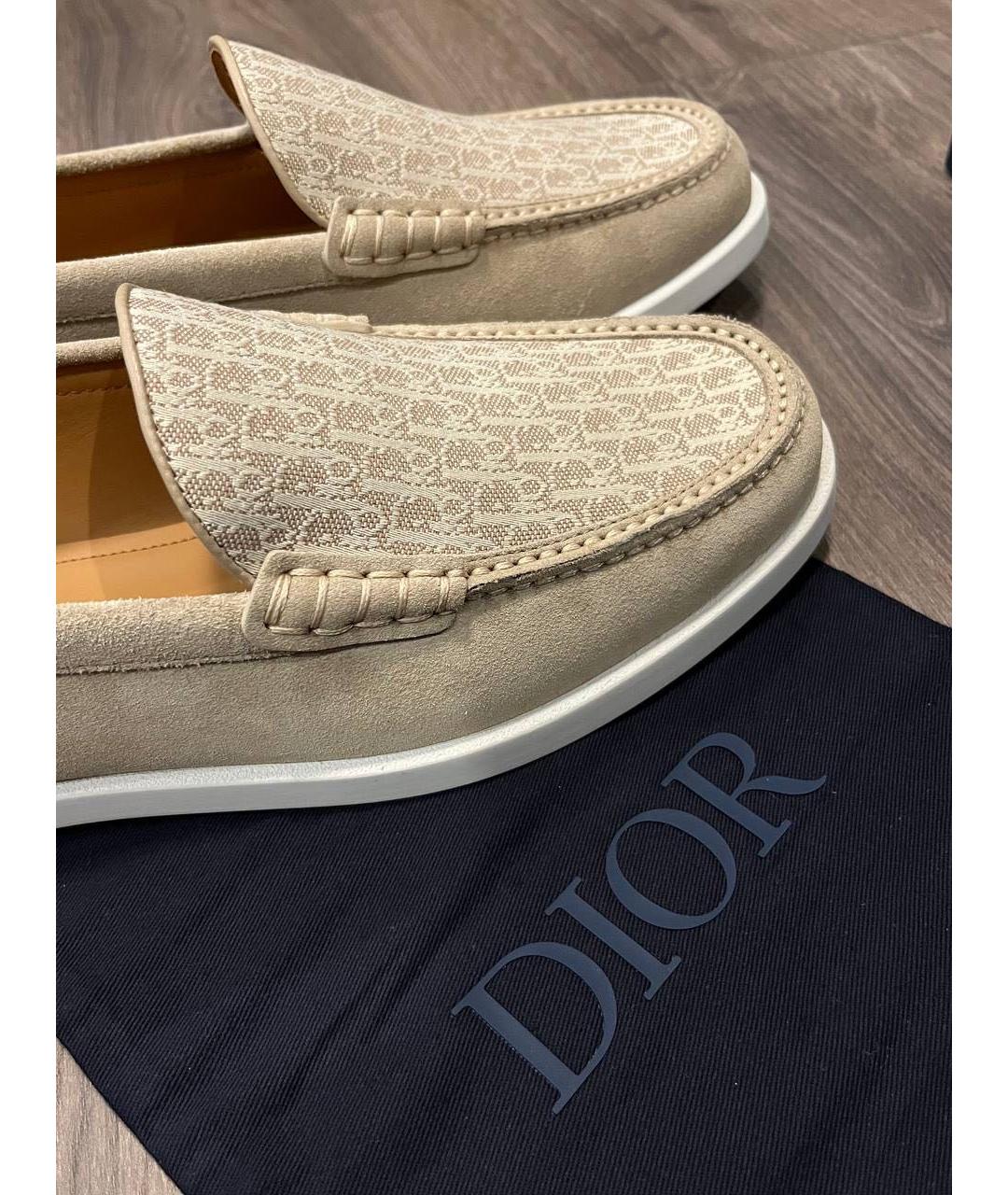 CHRISTIAN DIOR Бежевые замшевые лоферы, фото 2