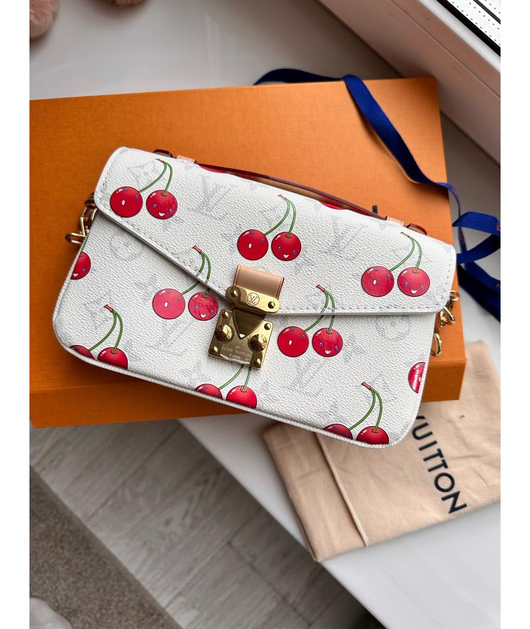 LOUIS VUITTON Белая сумка через плечо, фото 8