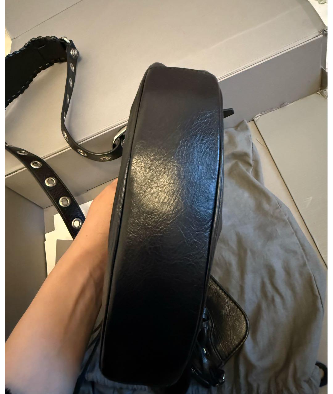 BALENCIAGA Черная кожаная сумка через плечо, фото 2