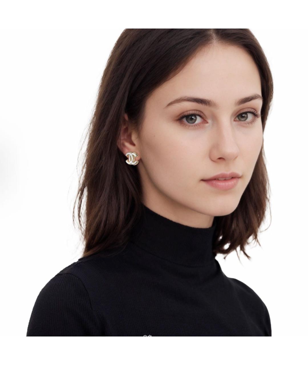 CHANEL Золотые серьги, фото 3