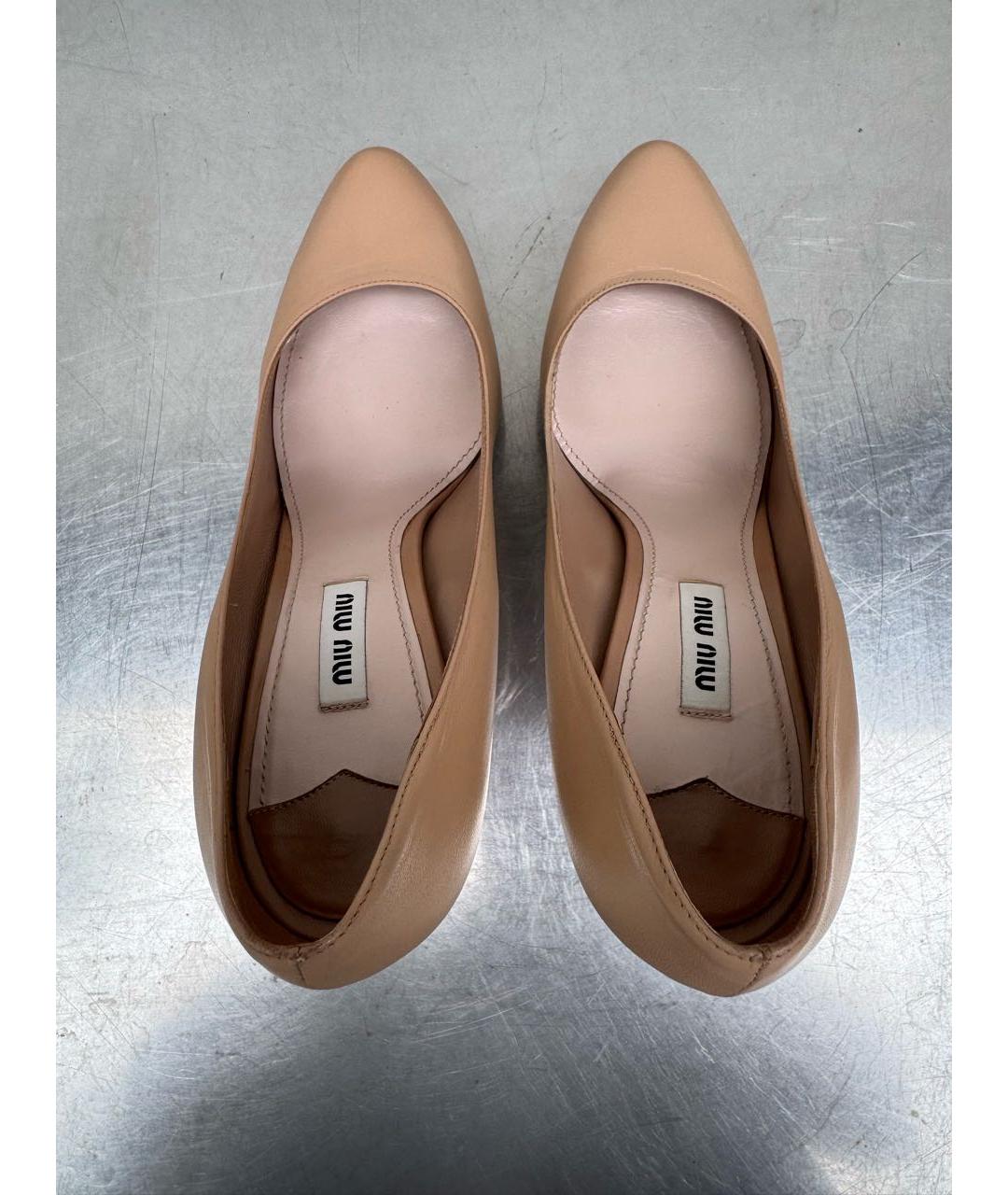 MIU MIU Бежевые кожаные туфли, фото 3
