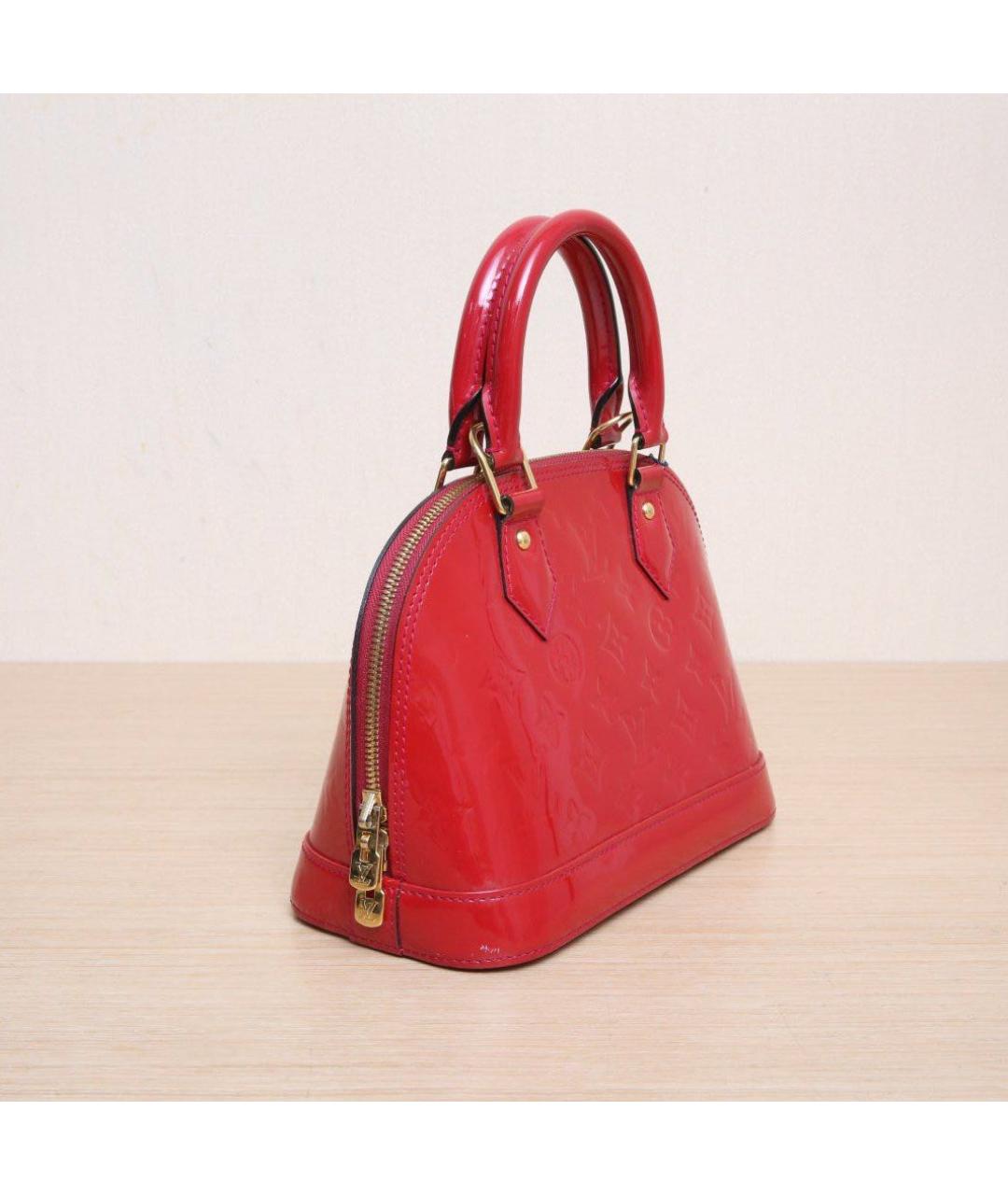 LOUIS VUITTON Красная сумка через плечо из лакированной кожи, фото 3