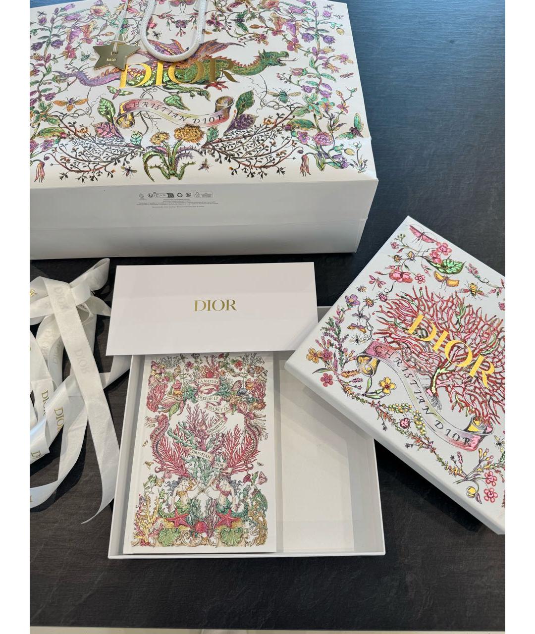 CHRISTIAN DIOR Книга, фото 4