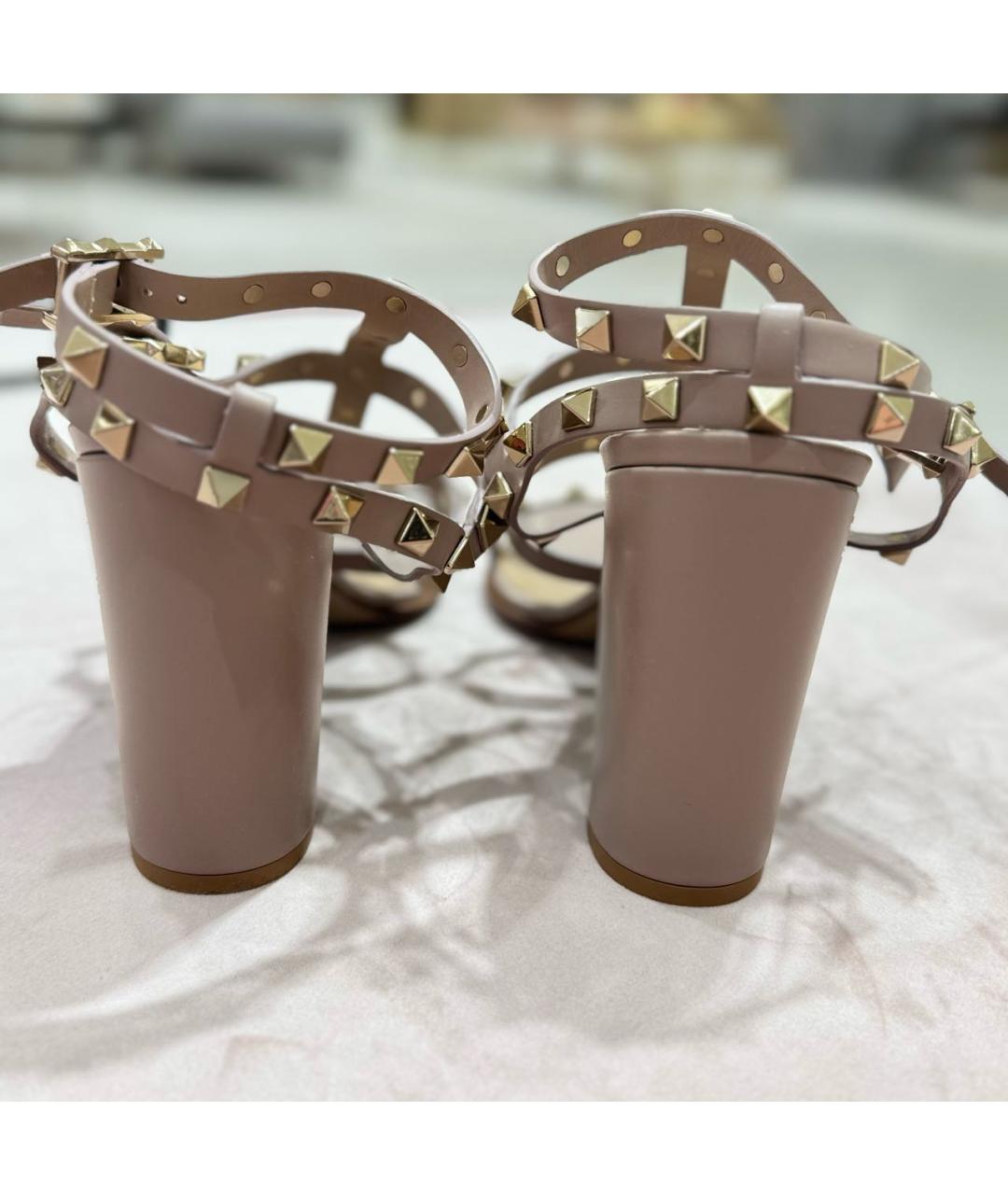 VALENTINO Бежевые кожаные босоножки, фото 4