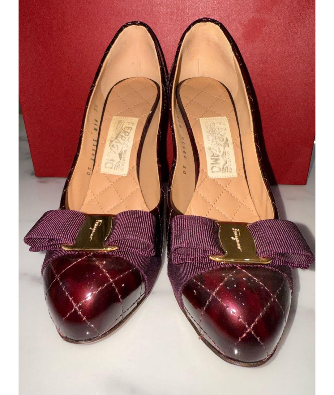 FERRAGAMO Босоножки из лакированной кожи, фото 2