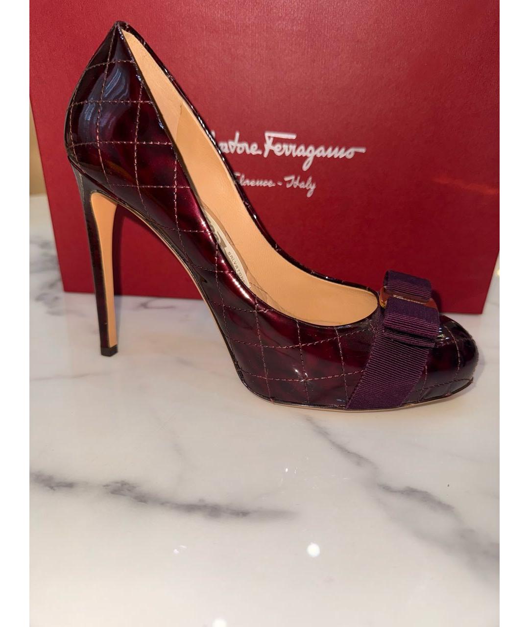 FERRAGAMO Босоножки из лакированной кожи, фото 7