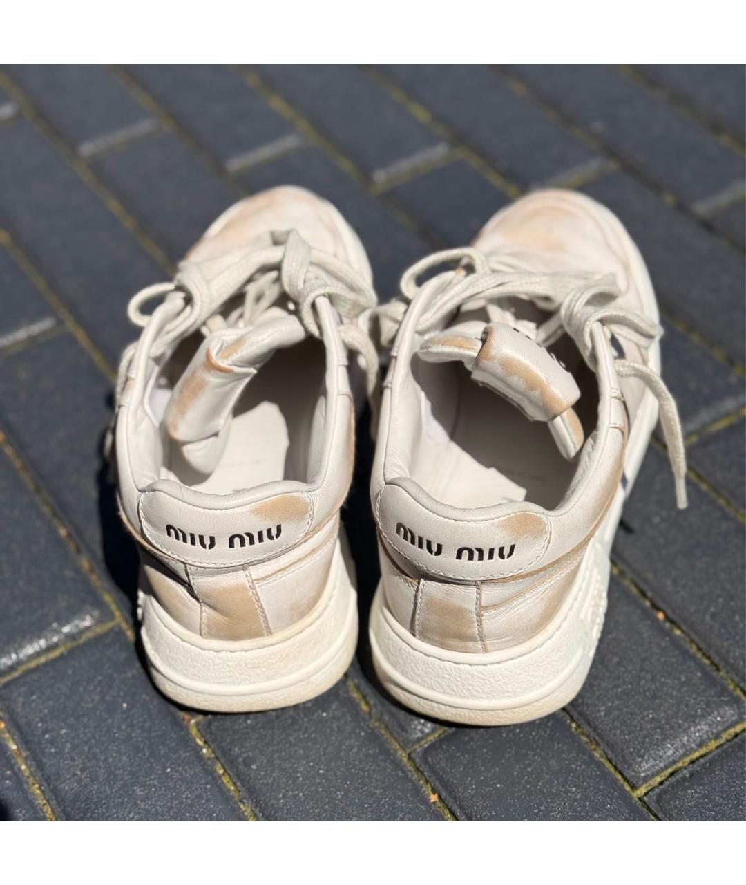 MIU MIU Белые кожаные кроссовки, фото 2